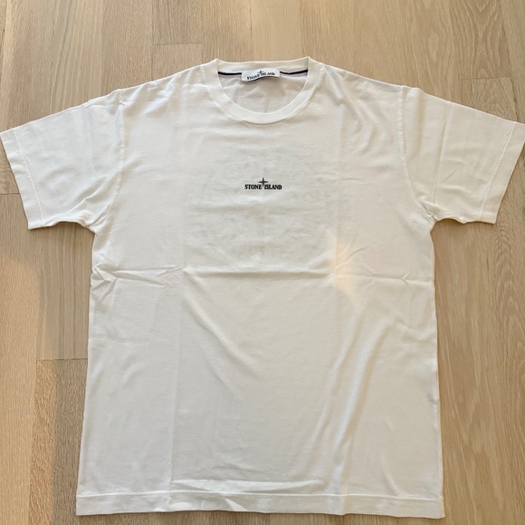 Stone Island graphic t-shirt size large - Picture 1 of 5
